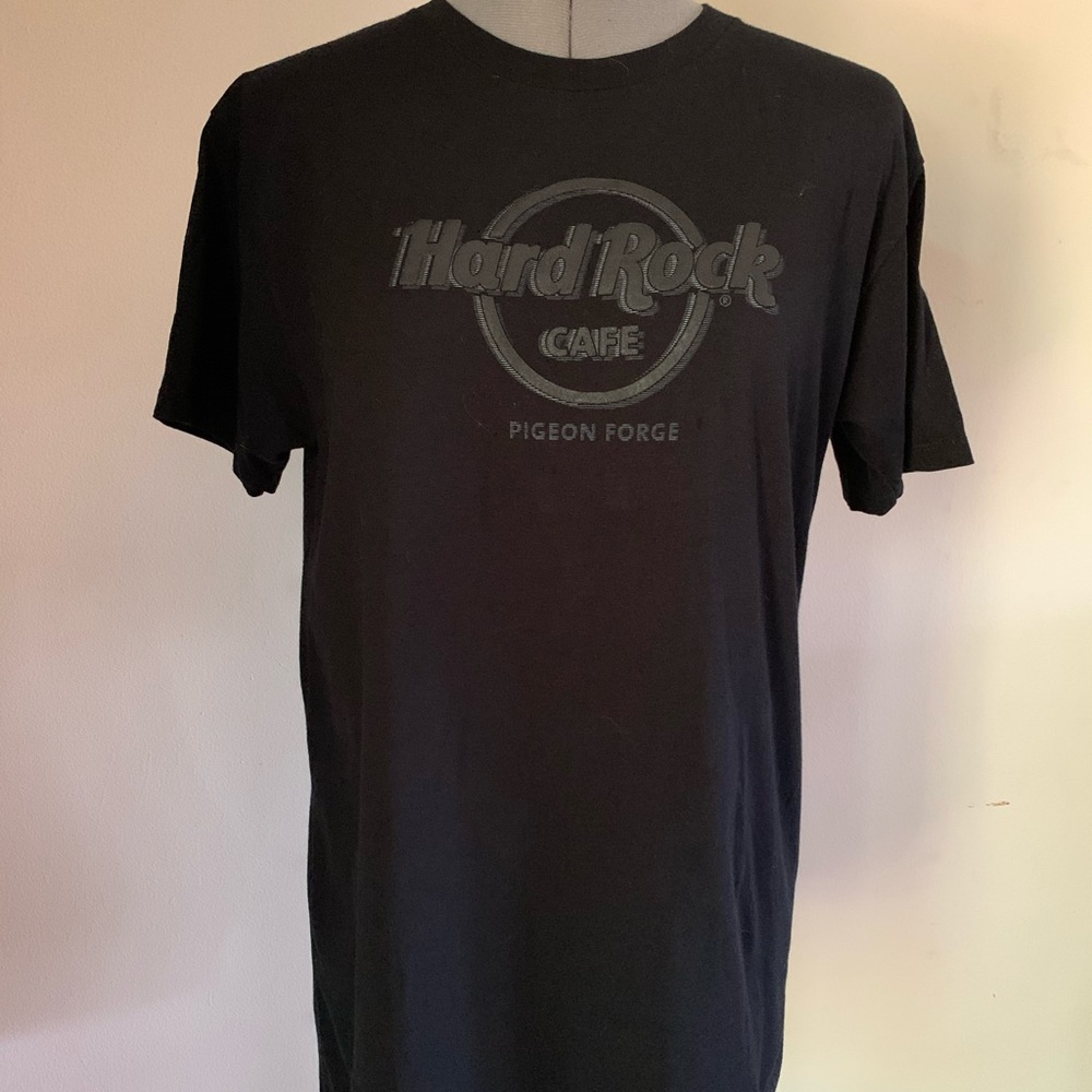 Hard Rock Cafe Pigeon Forge Black Tee Medium Tonal Logo Shirt